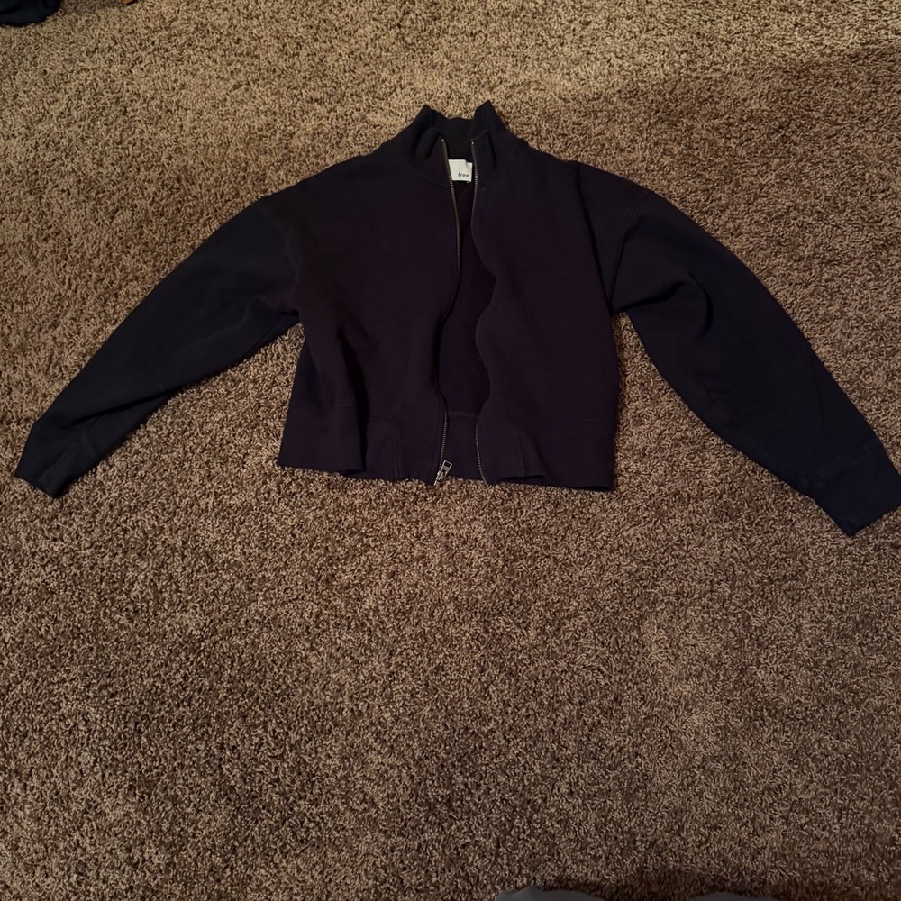 Wilfred Black Mockneck Zip-Up Sweatshirt